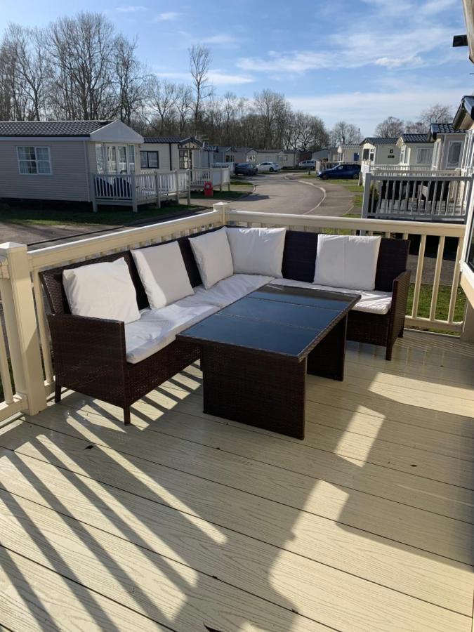 Beautiful 3 Bedroom Caravan With Hot Tub - Tattershall Lakes Luaran gambar