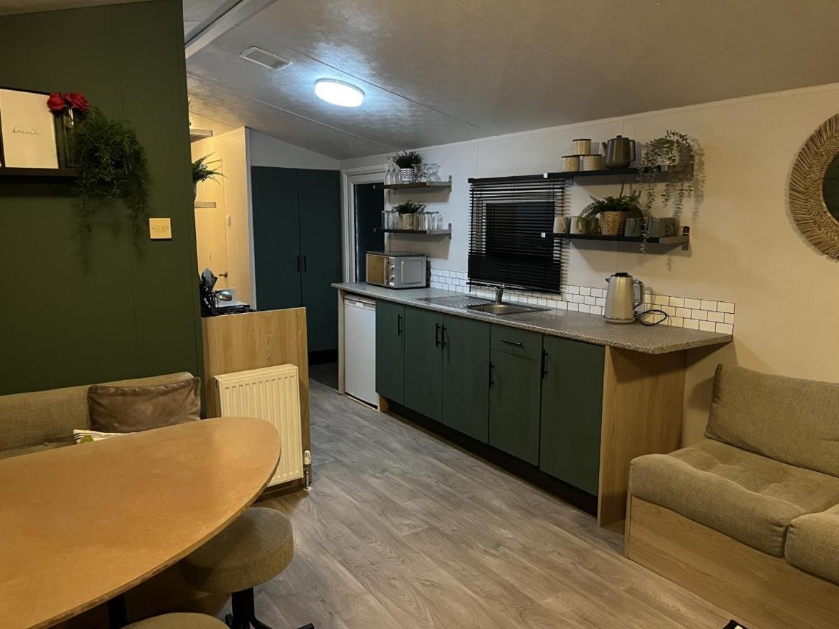 Beautiful 3 Bedroom Caravan With Hot Tub - Tattershall Lakes Luaran gambar