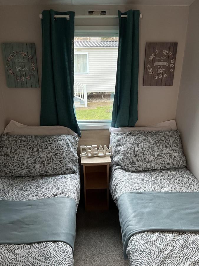 Beautiful 3 Bedroom Caravan With Hot Tub - Tattershall Lakes Luaran gambar