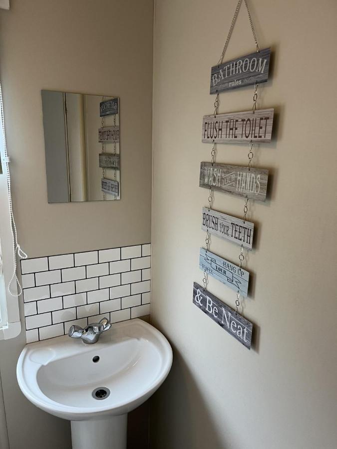 Beautiful 3 Bedroom Caravan With Hot Tub - Tattershall Lakes Luaran gambar